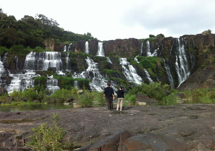 PonGour-waterfall-6