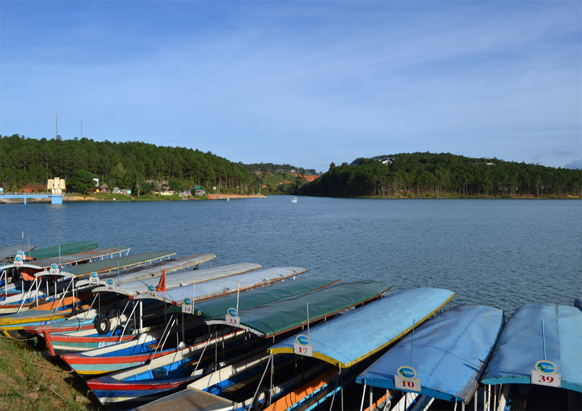 Tuyen-lam-lake-2