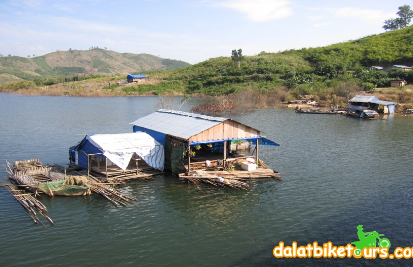 dalatmotorbike-namka-lake